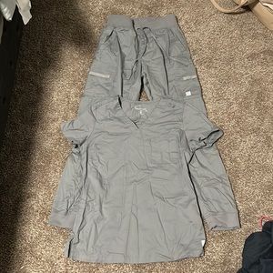 Grey scrub set